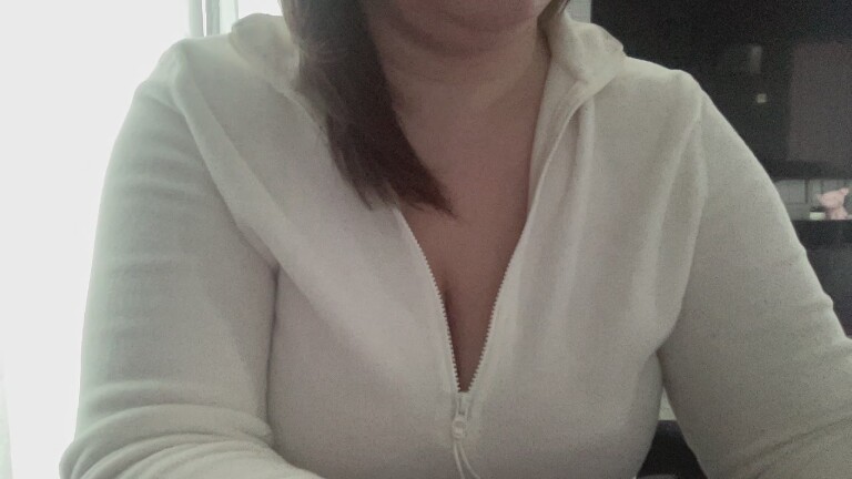 LaceyJess's Streamate show and profile