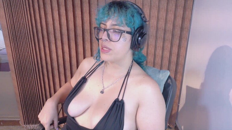 EliFlores's Streamate show and profile