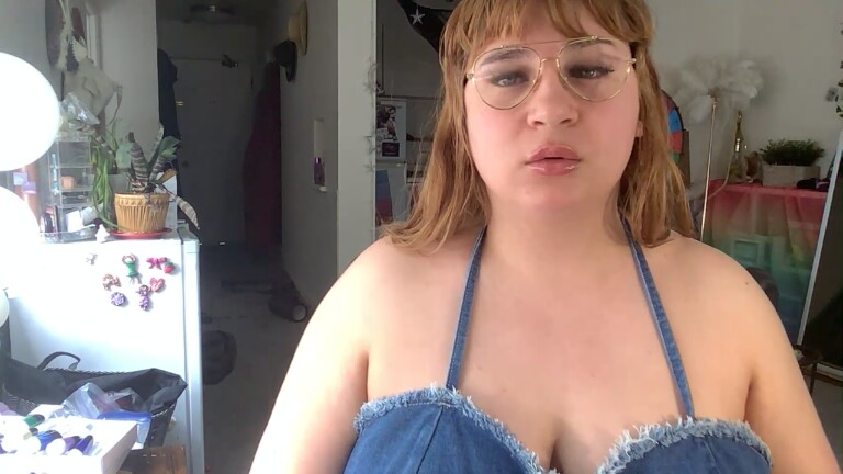 Bustyprincessleila's Streamate show and profile