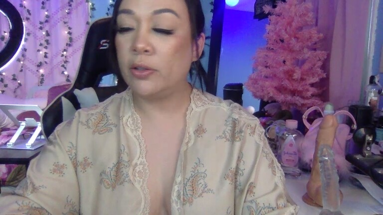 LanaLynnCouture's Streamate show and profile