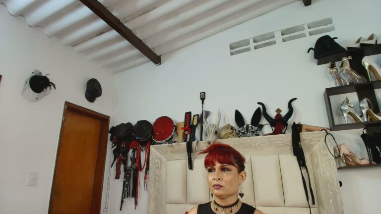 MoiraDevil's Streamate show and profile