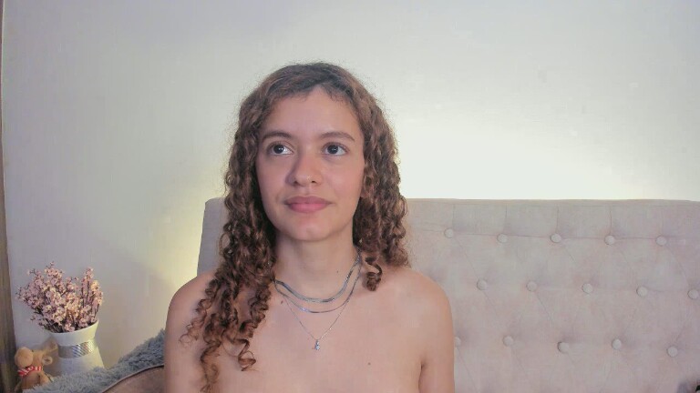 EmiliaJons's Streamate show and profile