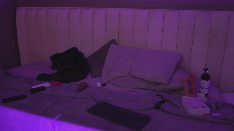 MilaIvy's Streamate show and profile