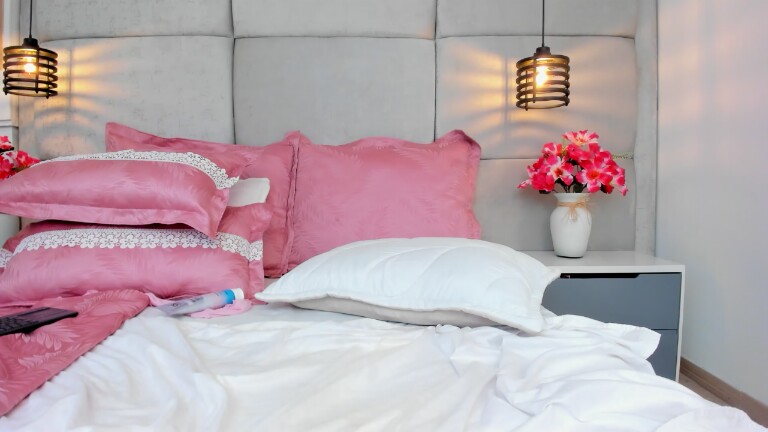 CharlotteBakers's Streamate show and profile