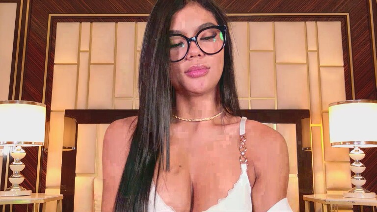 AnnieMilan's Streamate show and profile