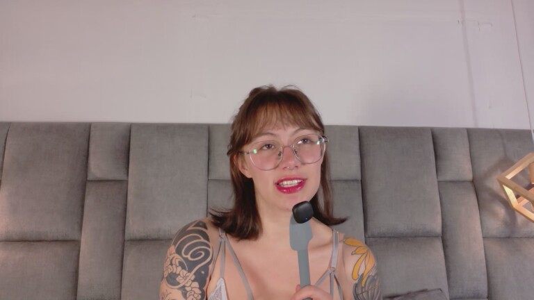 Isabella_Stewart's Streamate show and profile