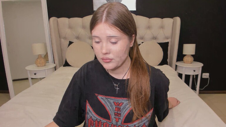 LollaDolla's Streamate show and profile