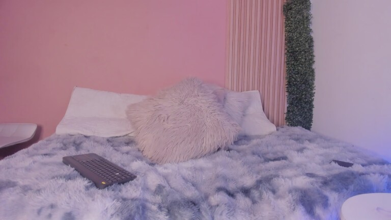 CATALEYA_MYA's Streamate show and profile