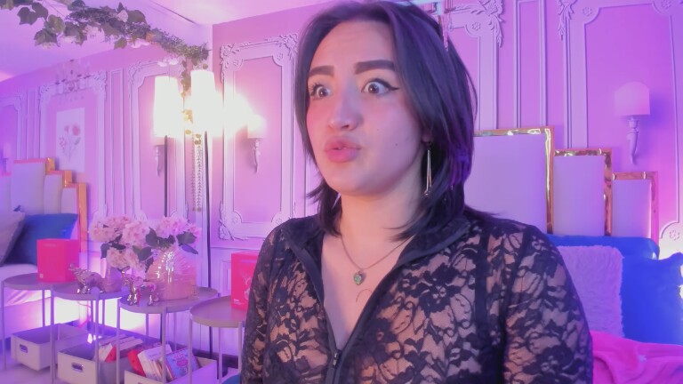 NaraSuarez's Streamate show and profile