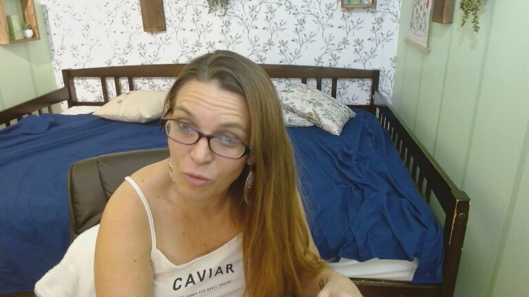 GeminiLoveXO's Streamate show and profile