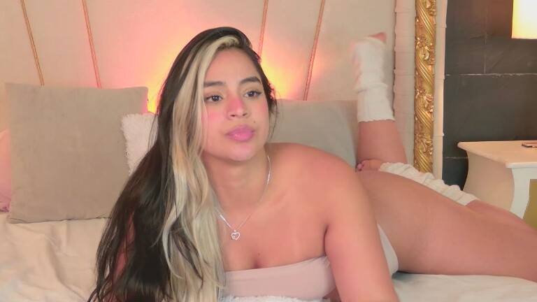 AuraSousa's Streamate show and profile