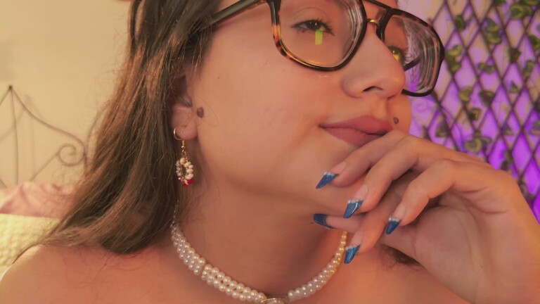 HaileyBunny_18's Streamate show and profile