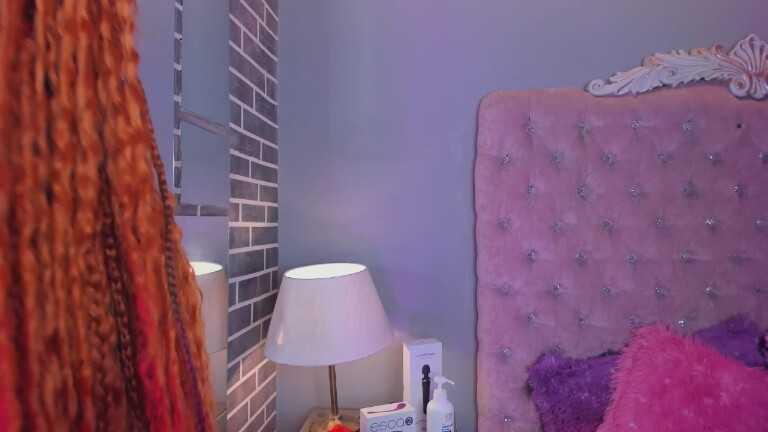 AdelaineBestt's Streamate show and profile