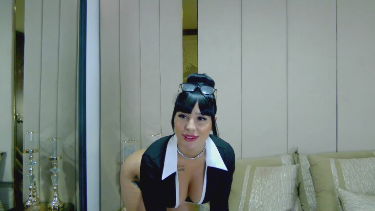 SelenaKovacs's Streamate show and profile