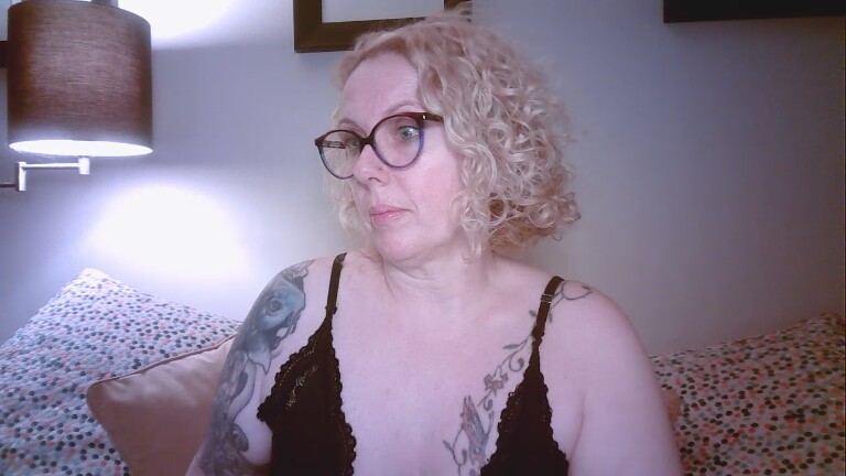 OrlaFox's Streamate show and profile
