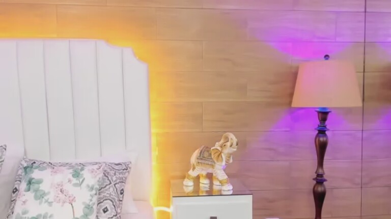 AriaSwan's Streamate show and profile