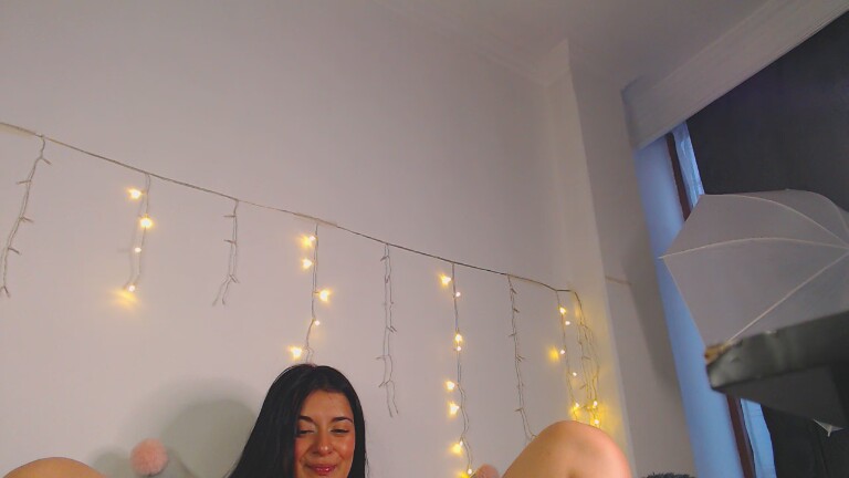 AnnyLennon's Streamate show and profile