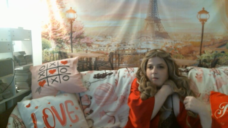 lovehollyann's Streamate show and profile