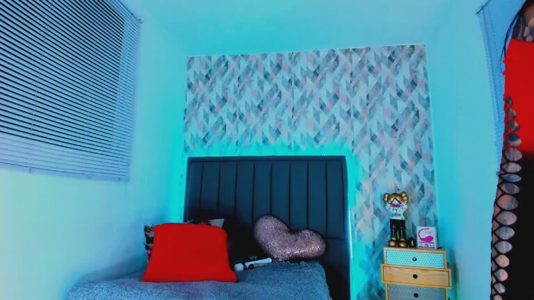 Latin_lola's Streamate show and profile