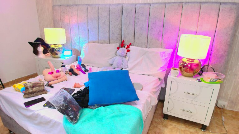 Tessalove_606's Streamate show and profile