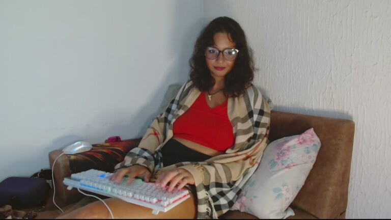 MyaMillor's Streamate show and profile